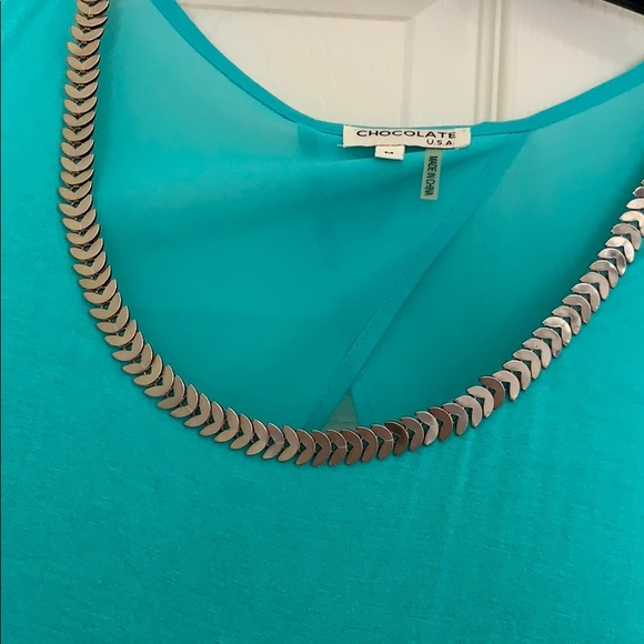 Cute back opening top - Picture 3 of 3